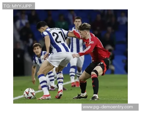 欧联杯经典对决利物浦险胜曼联神扑瞬间点燃全场激情