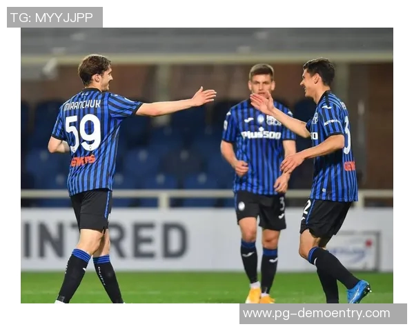 国王杯激战曼联与国米平局补时进球引发争议判罚引爆全场气氛