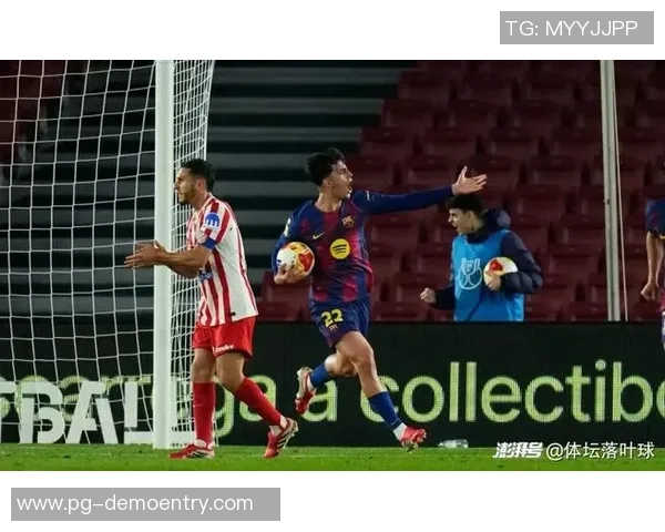 尤文图斯在友谊赛中以4-3逆转巴萨补时绝杀点燃全场激情